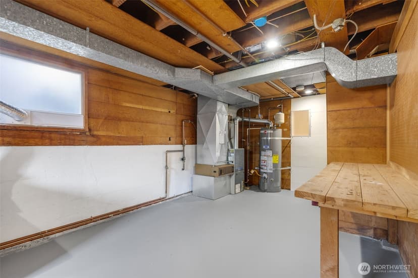 Property photo for 8007 Wallingford Avenue N, Seattle photo 17