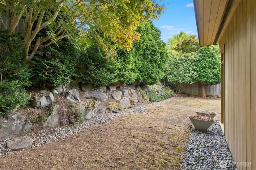 Property photo for 7308 45th Avenue NE, Seattle photo 36