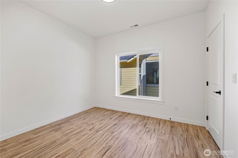 Property photo for 5117 144th Street SW, Edmonds photo 28
