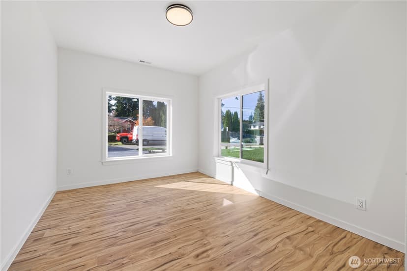 Property photo for 5117 144th Street SW, Edmonds photo 16