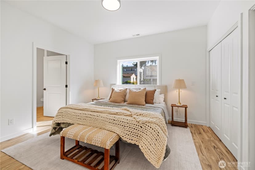 Property photo for 5117 144th Street SW, Edmonds photo 12