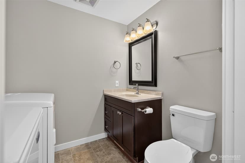 Property photo for 14430 40th Avenue W, Lynnwood photo 14