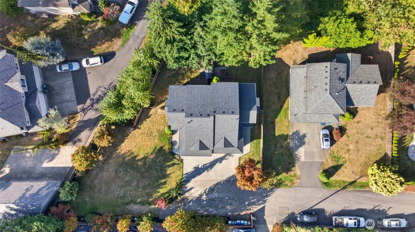 Property photo for 14430 40th Avenue W, Lynnwood photo 3