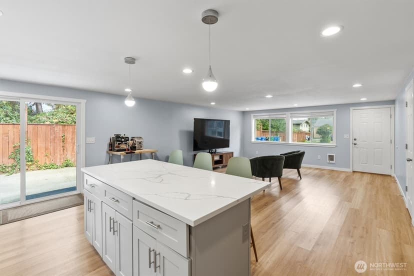 Property photo for 9329 53rd Avenue S #2, Seattle photo 8