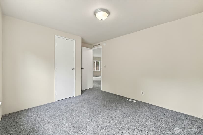 Property photo for 17233 119th Place NE, Arlington photo 18