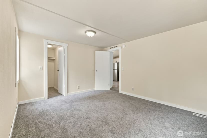 Property photo for 17233 119th Place NE, Arlington photo 9