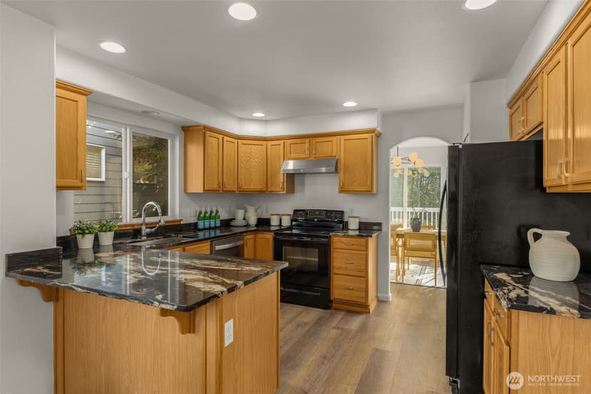 Property photo for 17028 4th Avenue SE, Bothell photo 13