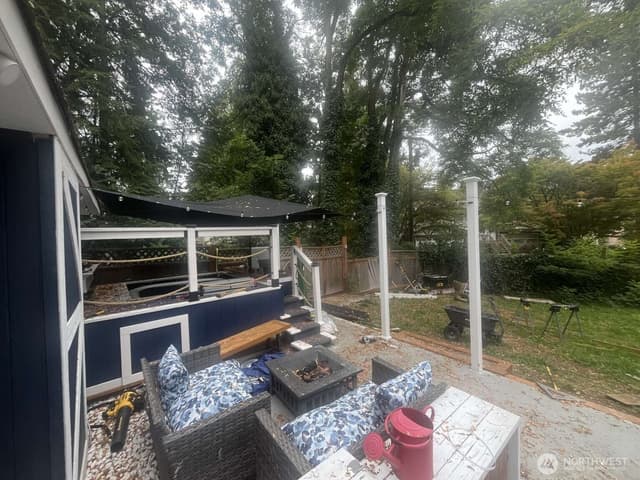 Property photo for 14252 76th Place NE, Kirkland photo 2
