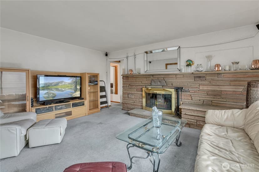 Property photo for 1533 NE 166th Street, Shoreline photo 8