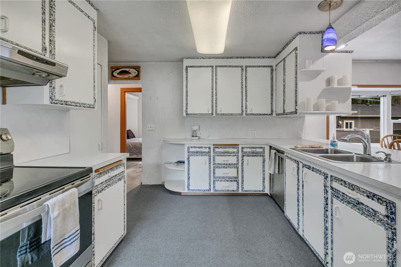 Property photo for 1533 NE 166th Street, Shoreline photo 12