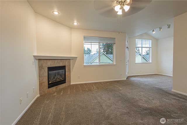 Property photo for 13000 Admiralty Way #C302, Everett photo 4