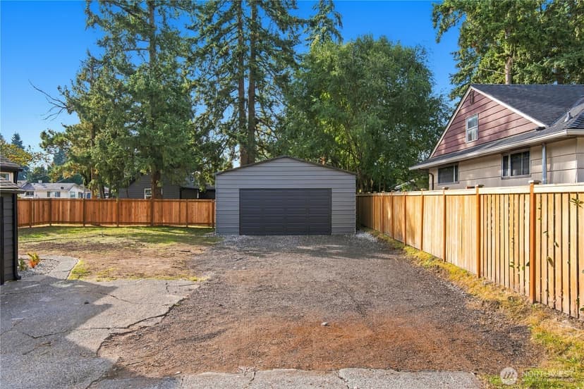 Property photo for 445 M Street NE, Auburn photo 30