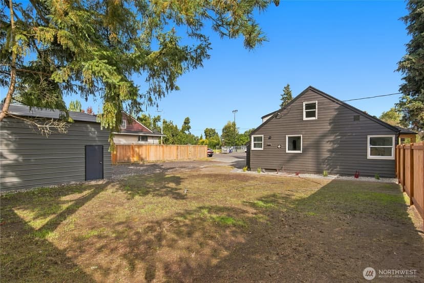 Property photo for 445 M Street NE, Auburn photo 28