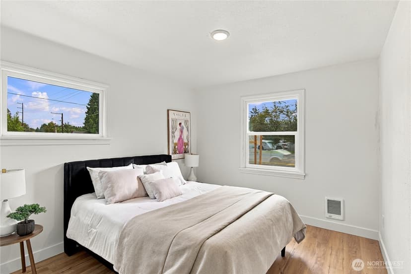 Property photo for 445 M Street NE, Auburn photo 14