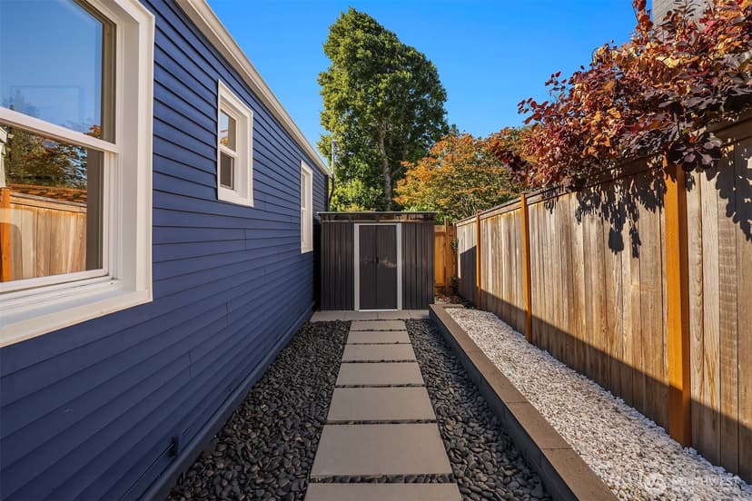 Property photo for 3022 W Smith Street, Seattle photo 29