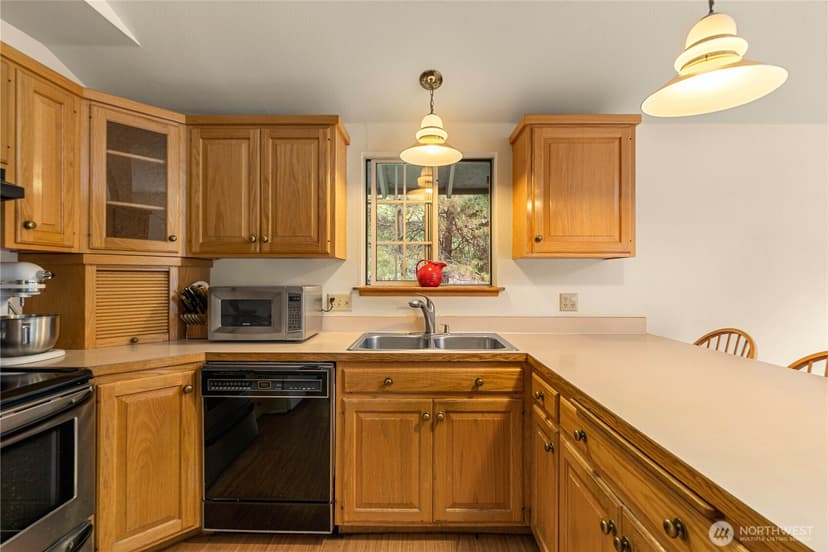 Property photo for 9771 Dye Road, Leavenworth photo 17