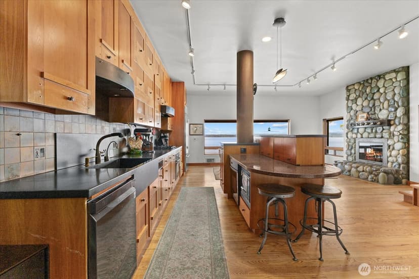 Property photo for 4751 &4733 W Ruffner Street, Seattle photo 6