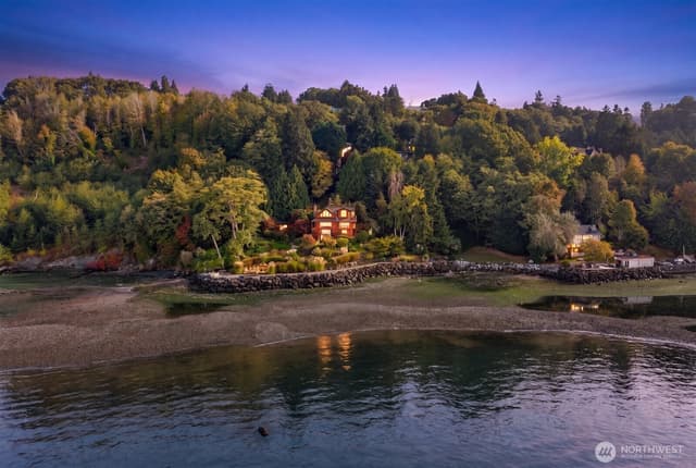 Property photo for 4751 &4733 W Ruffner Street, Seattle