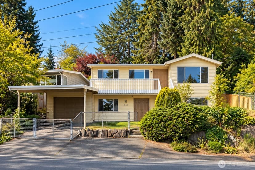 Property photo for 16135 Densmore Ave N, Shoreline