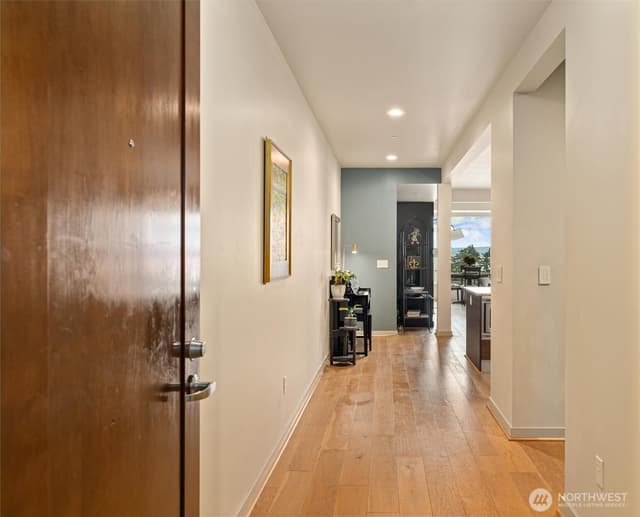Property photo for 631 Market Street #401, Kirkland photo 3