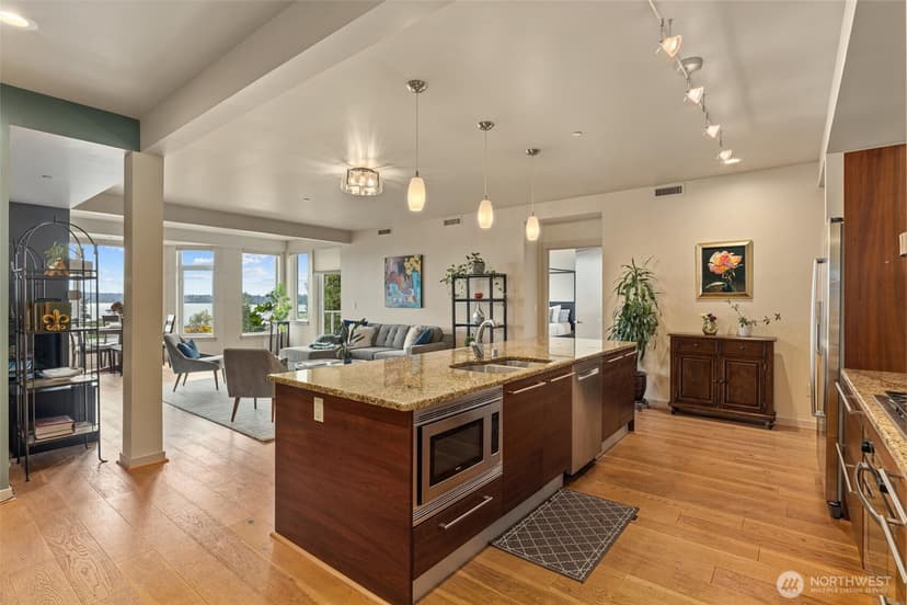 Property photo for 631 Market Street #401, Kirkland photo 6