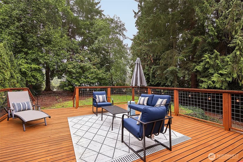 Property photo for 18910 71st Avenue NE, Kenmore photo 20