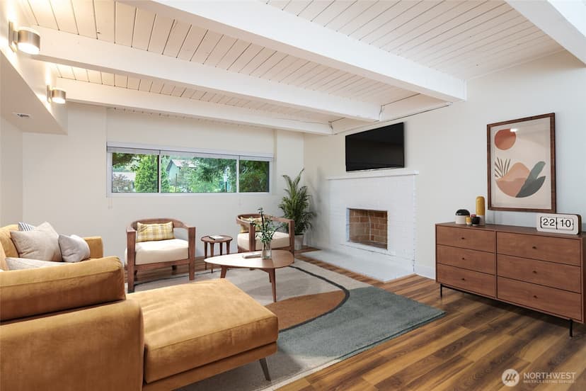 Property photo for 18910 71st Avenue NE, Kenmore photo 14