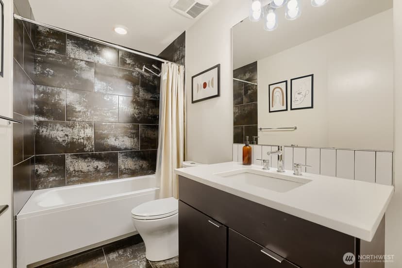 Property photo for 8761 15th Avenue NW #B, Seattle photo 22