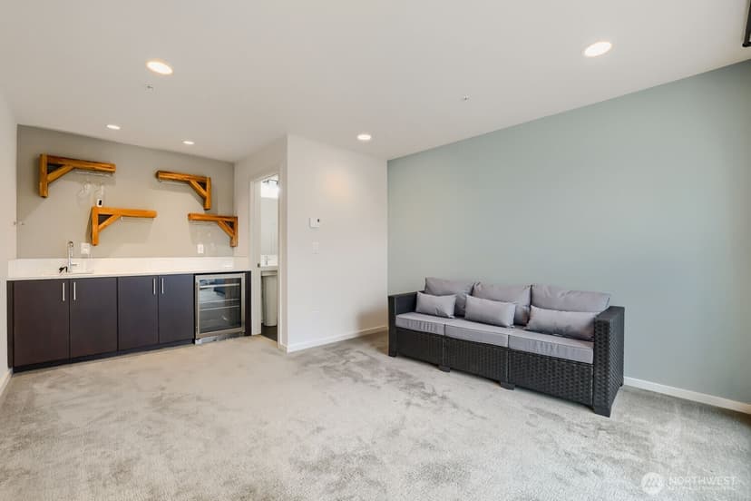 Property photo for 8761 15th Avenue NW #B, Seattle photo 9