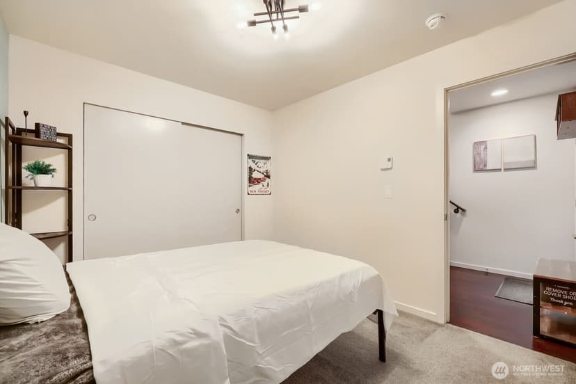 Property photo for 8761 15th Avenue NW #B, Seattle photo 18