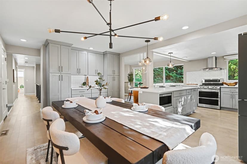 Property photo for 14023 SE 60th Street, Bellevue photo 13