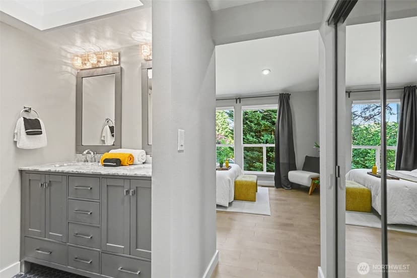 Property photo for 14023 SE 60th Street, Bellevue photo 22