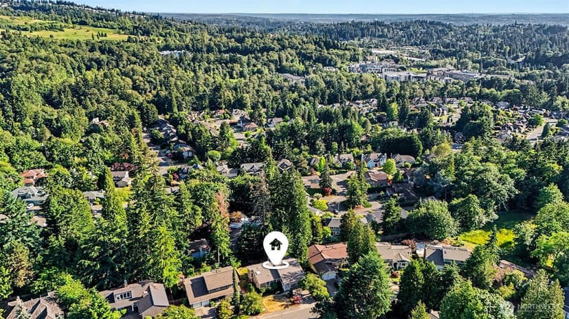 Property photo for 14023 SE 60th Street, Bellevue photo 39