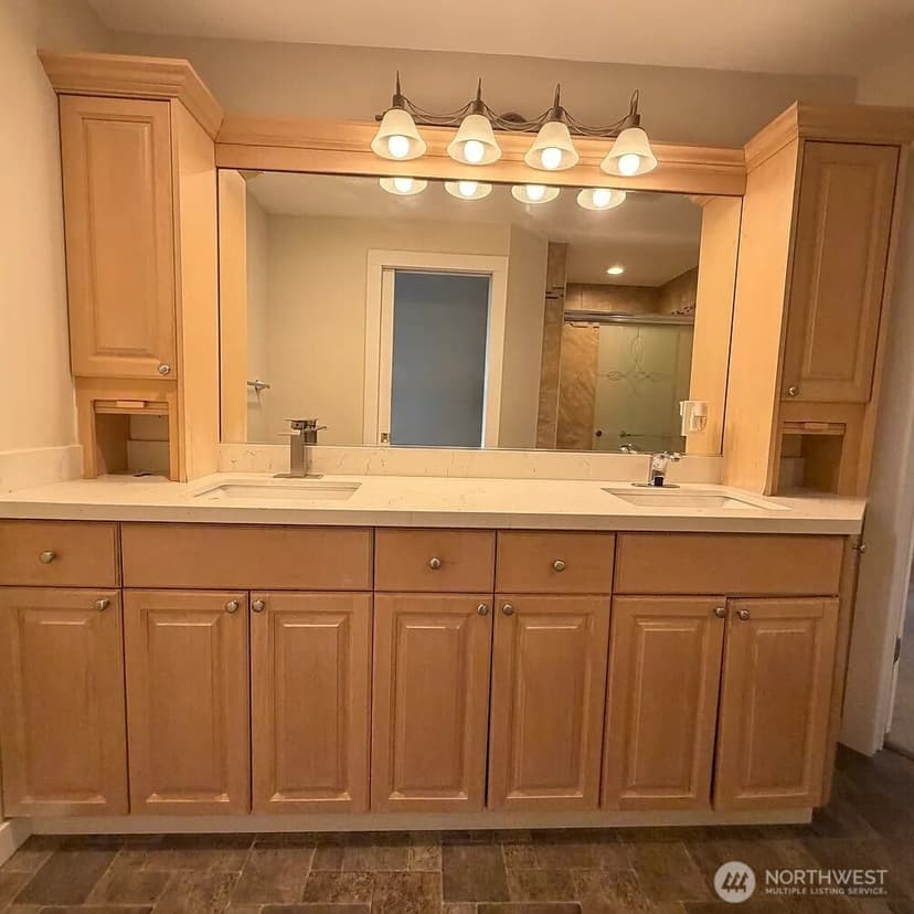 Property photo for 14003 125th Place NE, Kirkland photo 14