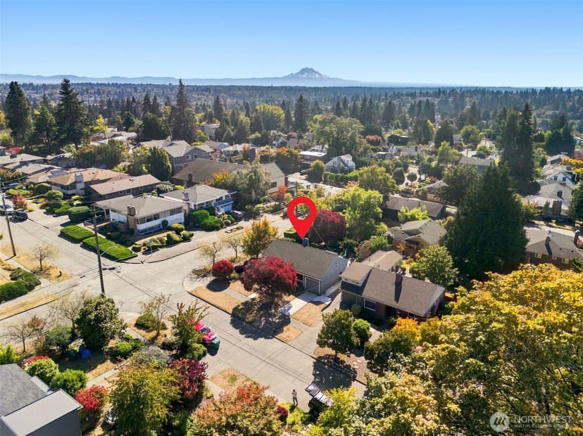 Property photo for 3903 SW Rose Street, Seattle photo 15