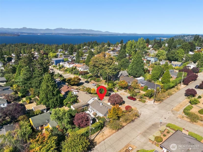 Property photo for 3903 SW Rose Street, Seattle photo 13