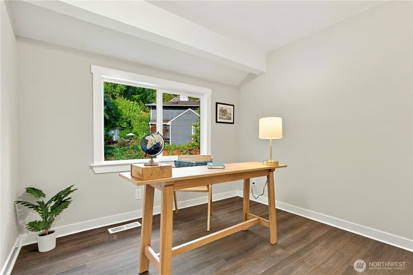 Property photo for 12613 93rd Place NE, Kirkland photo 20