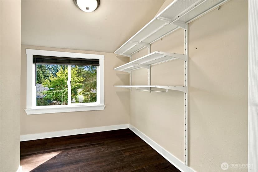 Property photo for 12613 93rd Place NE, Kirkland photo 17