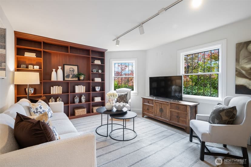 Property photo for 1107 7th Avenue W, Seattle photo 29