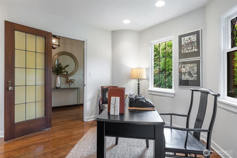 Property photo for 1107 7th Avenue W, Seattle photo 20