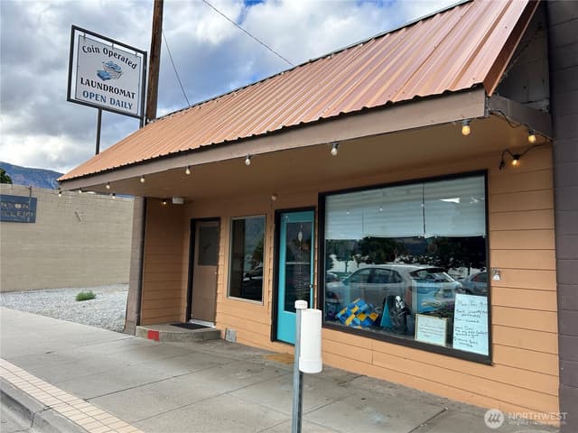 Property photo for 84 Wapato Way, Manson