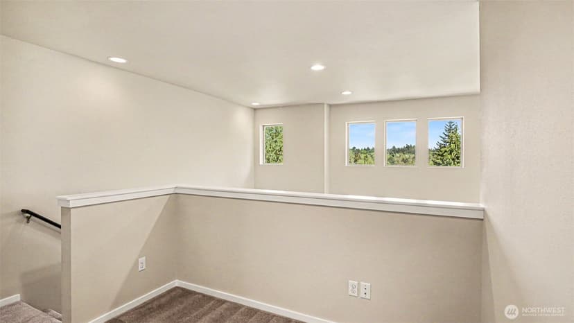 Property photo for 16533 2nd Park SE, Bothell photo 13