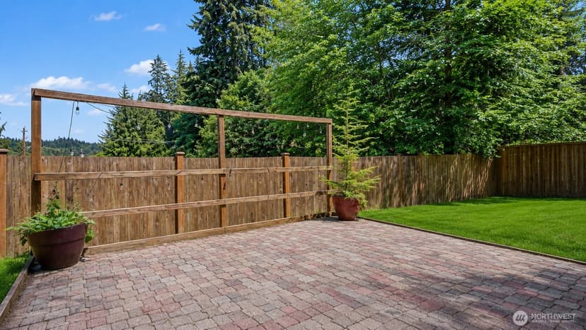 Property photo for 16533 2nd Park SE, Bothell photo 4
