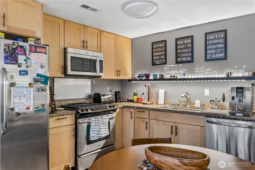 Property photo for 3839 Letitia Avenue S, Seattle photo 9