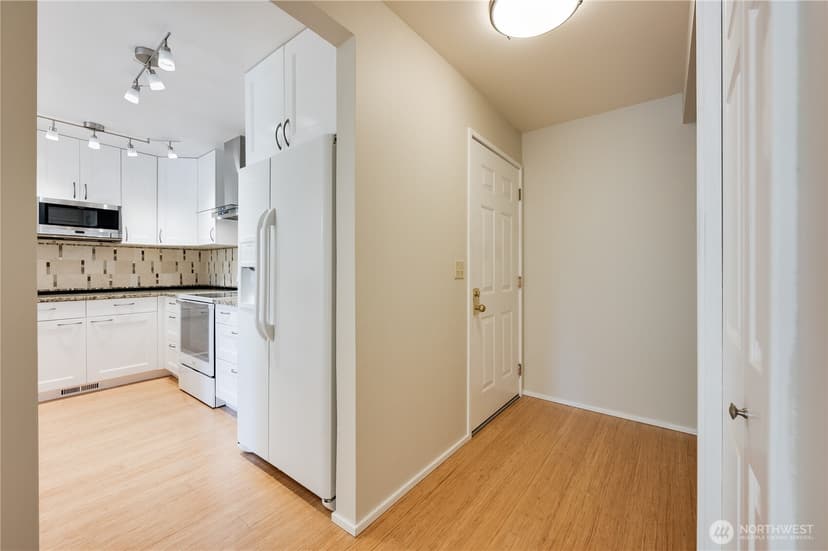 Property photo for 4152 Providence Point Drive SE #104, Issaquah photo 4