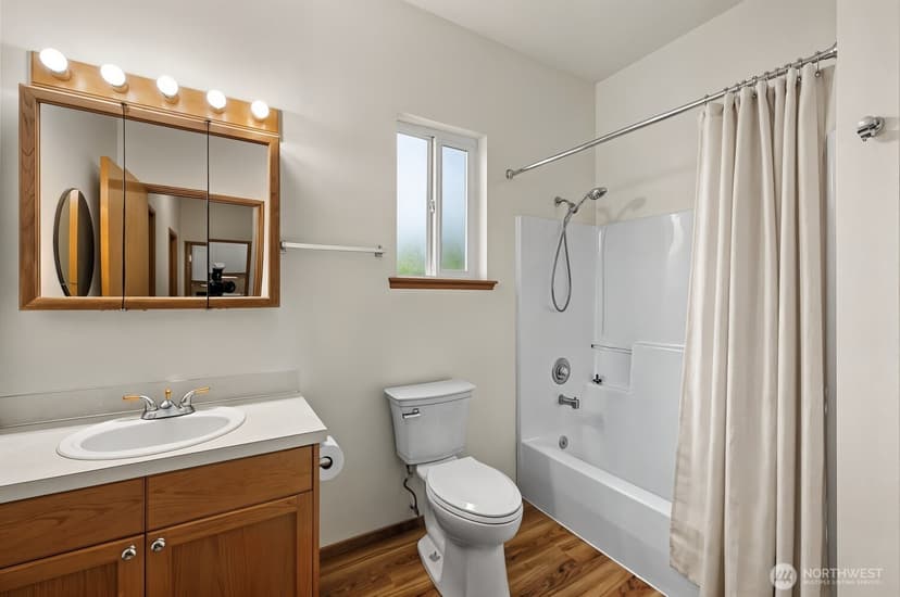 Property photo for 724 Hull Avenue, Port Orchard photo 38