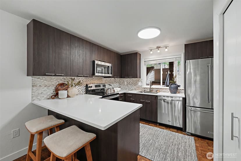 Property photo for 13605 NE 8th Street #203, Bellevue photo 8