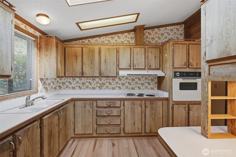 Property photo for 9590 Silver Creek Lane NW, Bremerton photo 10