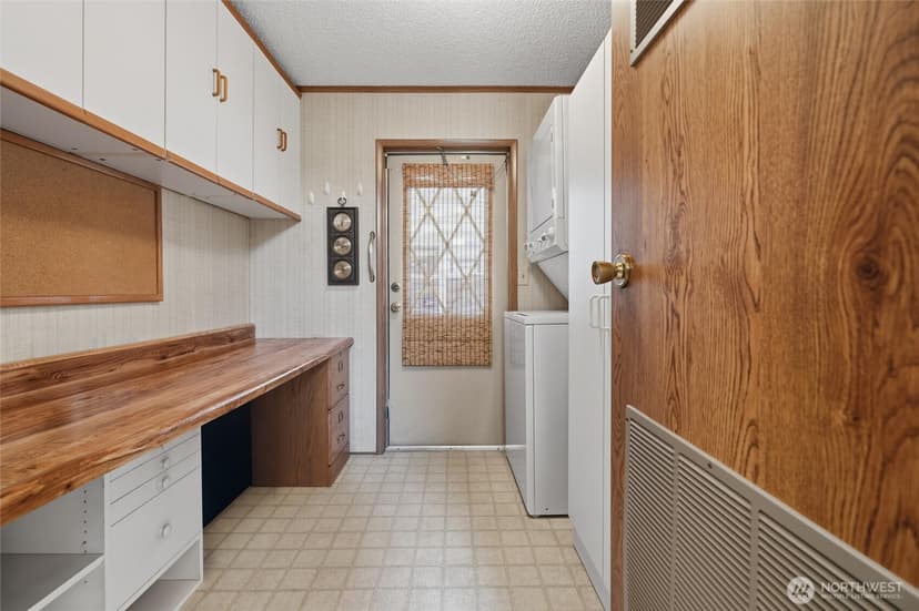 Property photo for 9590 Silver Creek Lane NW, Bremerton photo 13
