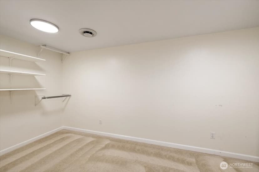 Property photo for 15062 SE 44th Street, Bellevue photo 14